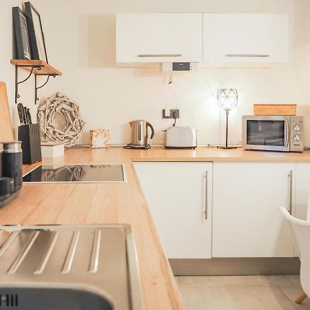 Stylische Wohnung In Ruhiger Lage, Sehr Messenah Laatzen Εξωτερικό φωτογραφία